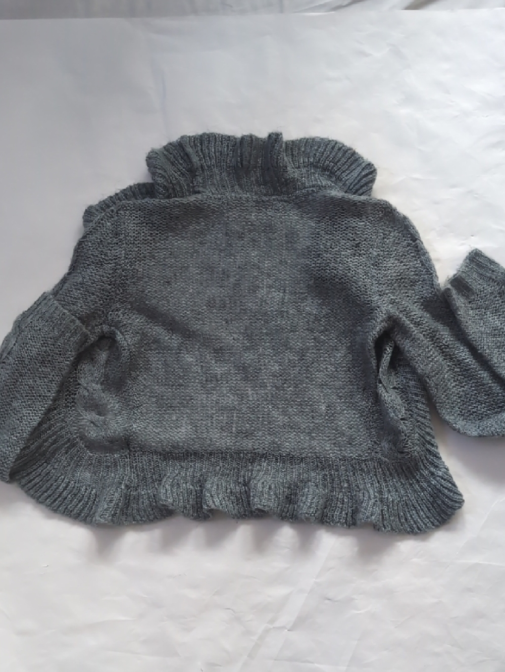 Decree Gray Ruffled Cable-Knit Open Cardigan-XS - Picture 7 of 7